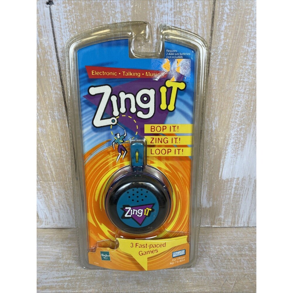 Vintage Hasbro Zing It Handheld Electronic Talking Musical Game 1999 *NEW
